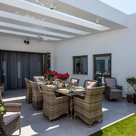 The House Of Villa *